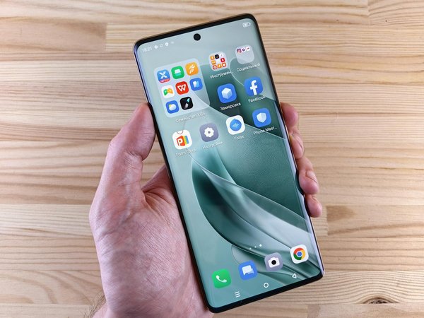 Quels sont les avantages des bases de données NoSQL pour les applications web à grande échelle ?